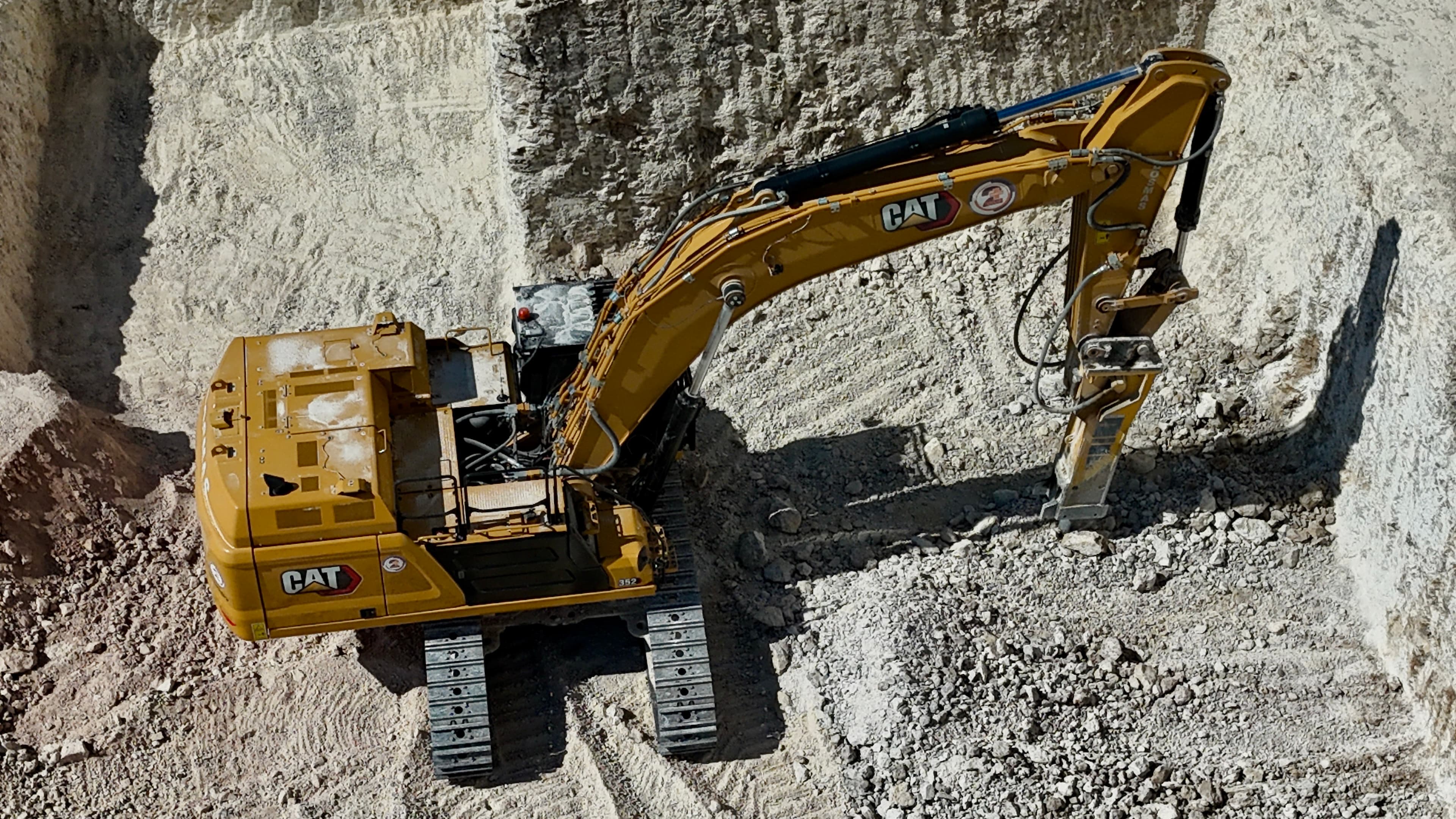 EXCAVACIÓ DE GRAN ENVERGADURA A SÓN VIDA miniatura 12