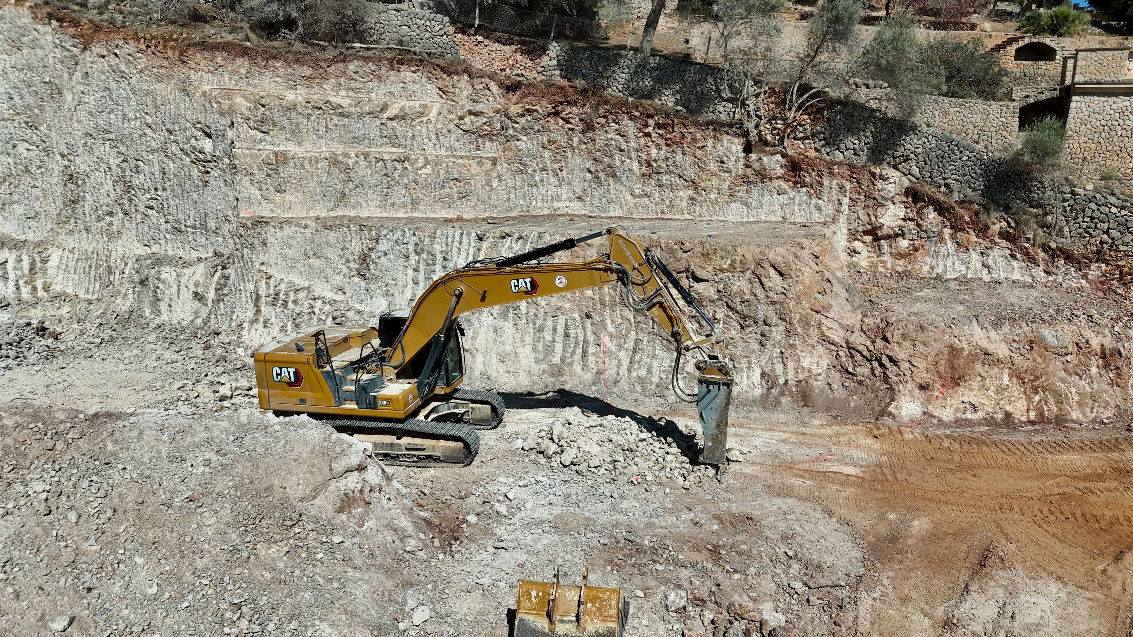 EXCAVACIÓ DE GRAN ENVERGADURA A SÓN VIDA miniatura 17