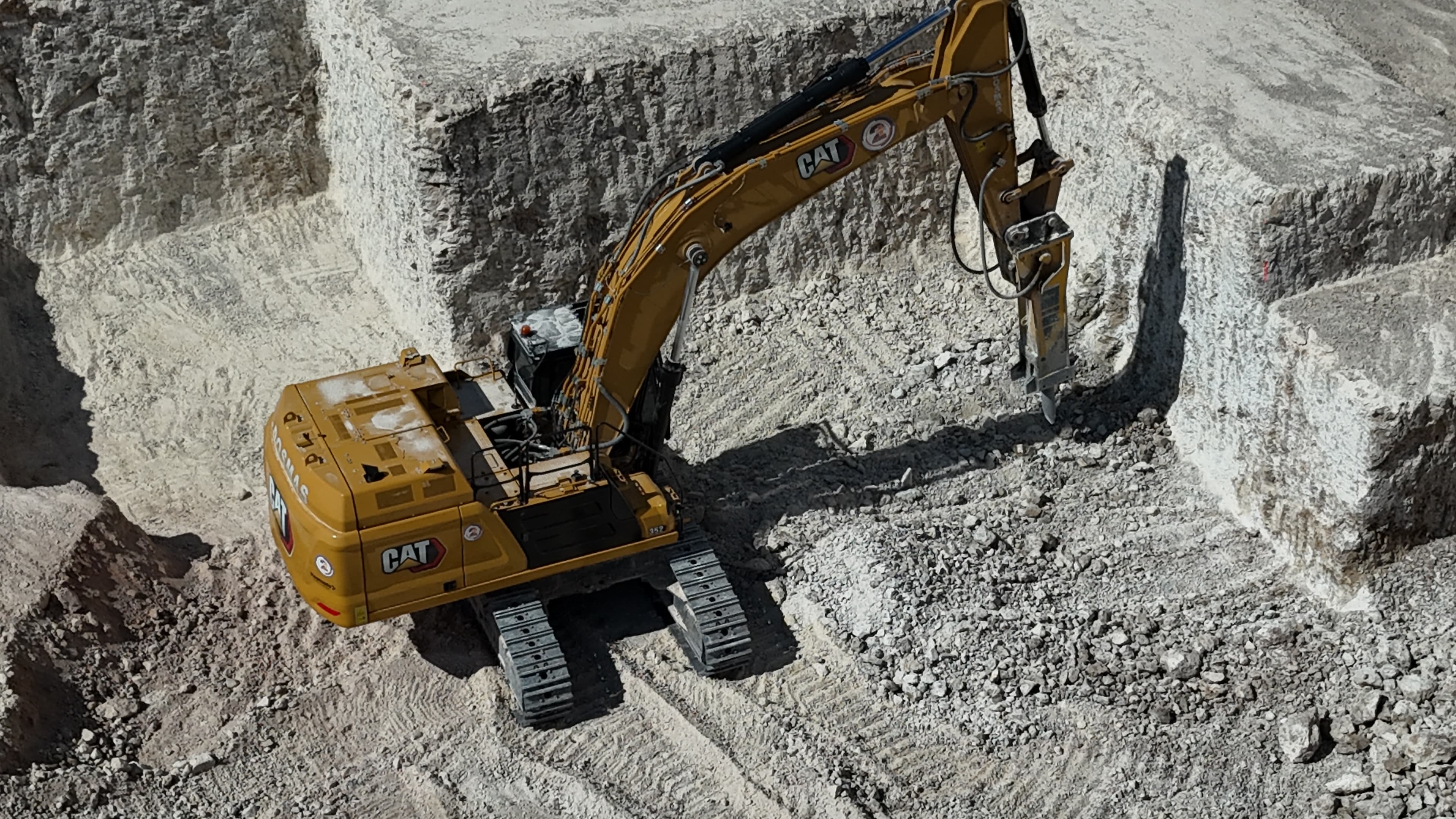 EXCAVACIÓ DE GRAN ENVERGADURA A SÓN VIDA miniatura 19